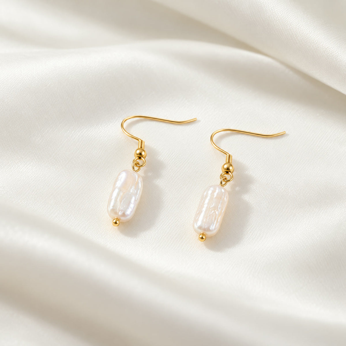 Pearl Drop Ohrringe – NOOR GOLD (Foto)