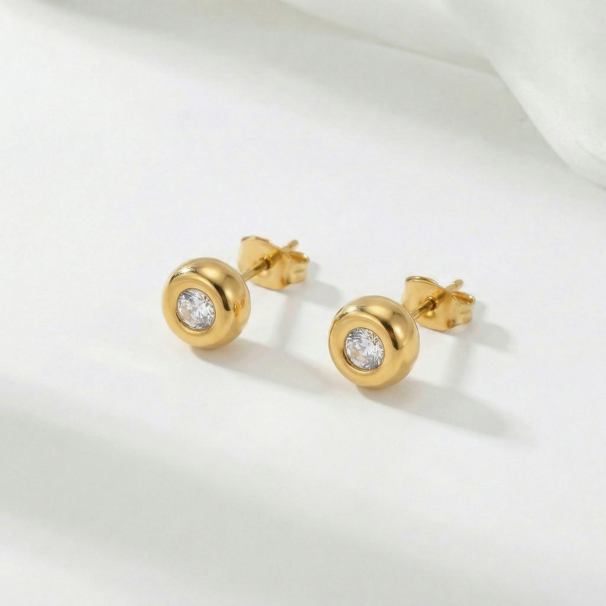 Golden Glow Ohrstecker – NOOR GOLD