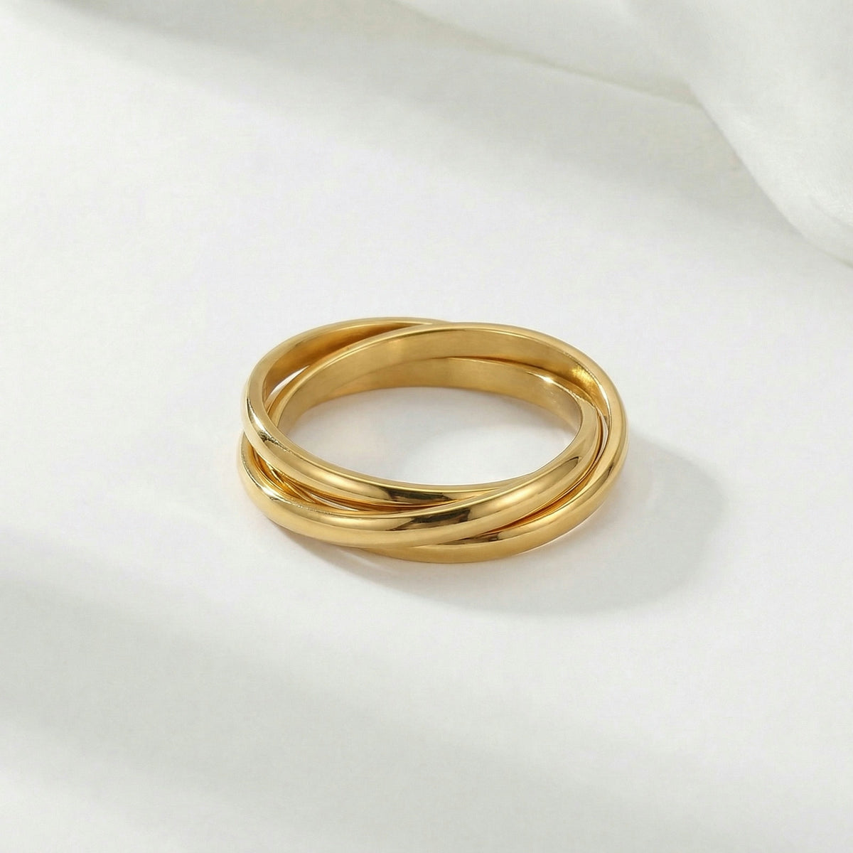 Trinity Glide Ring – NOOR GOLD