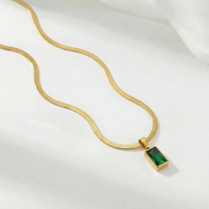 Emerald Luxe Kette – NOOR GOLD