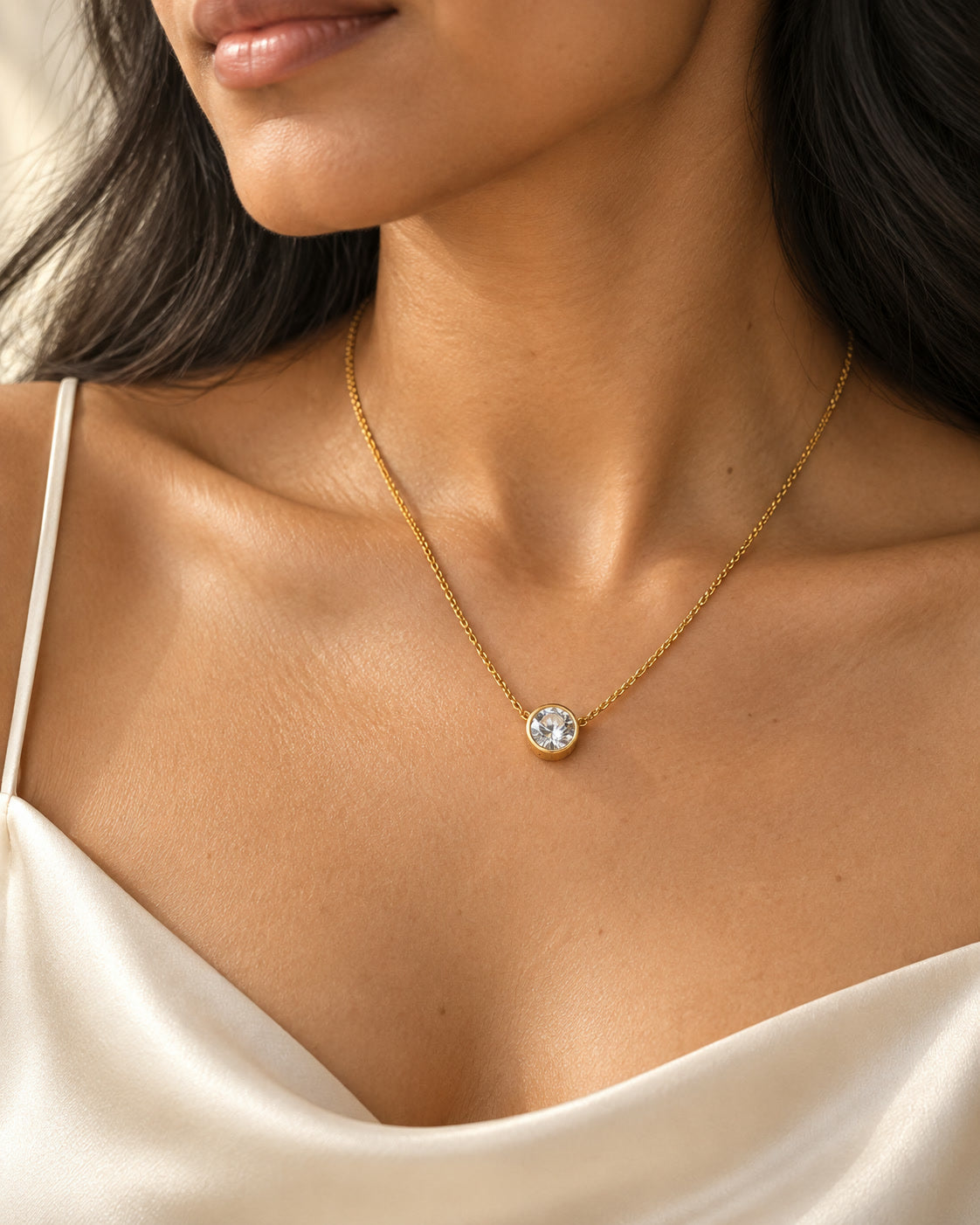 Pure Shine Kette getragen – NOOR GOLD